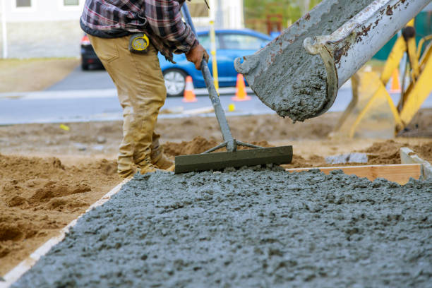 Best Concrete Driveway Installation in Wayne City, IL